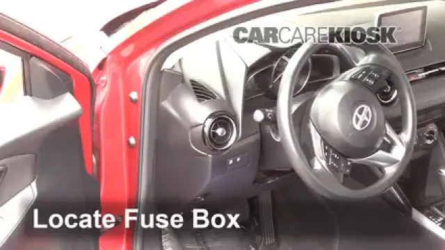 2016 Scion iA 1.5L 4 Cyl. Fusible (intérieur) Contrôle